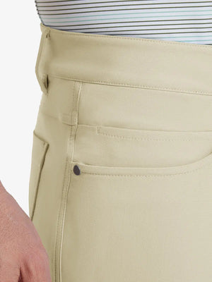 Close-up of right front pocket on Stretch Plain Everyday Pants, detailed stitching – LIGHT KHAKI
