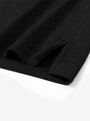 Hem detail of Skin-friendly long sleeve melange polo with neat stitching in black